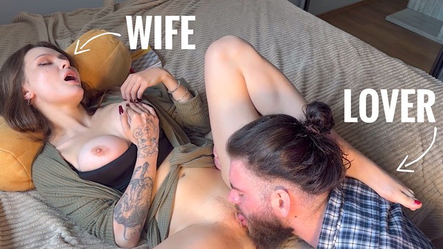 Readen Wife On Husbund And Multiplying Orgasm